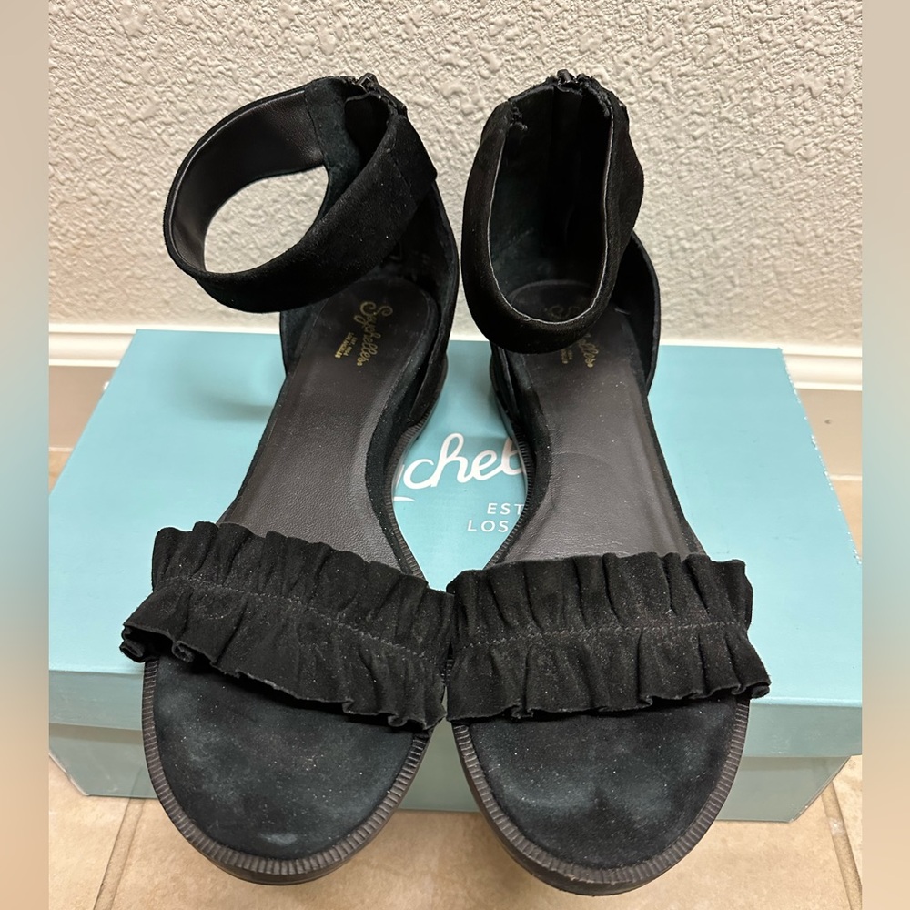 Seychelles black suede sandals